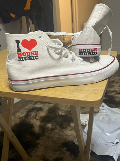 "I LOVE HOUSE MUSIC DaSNEAKER"